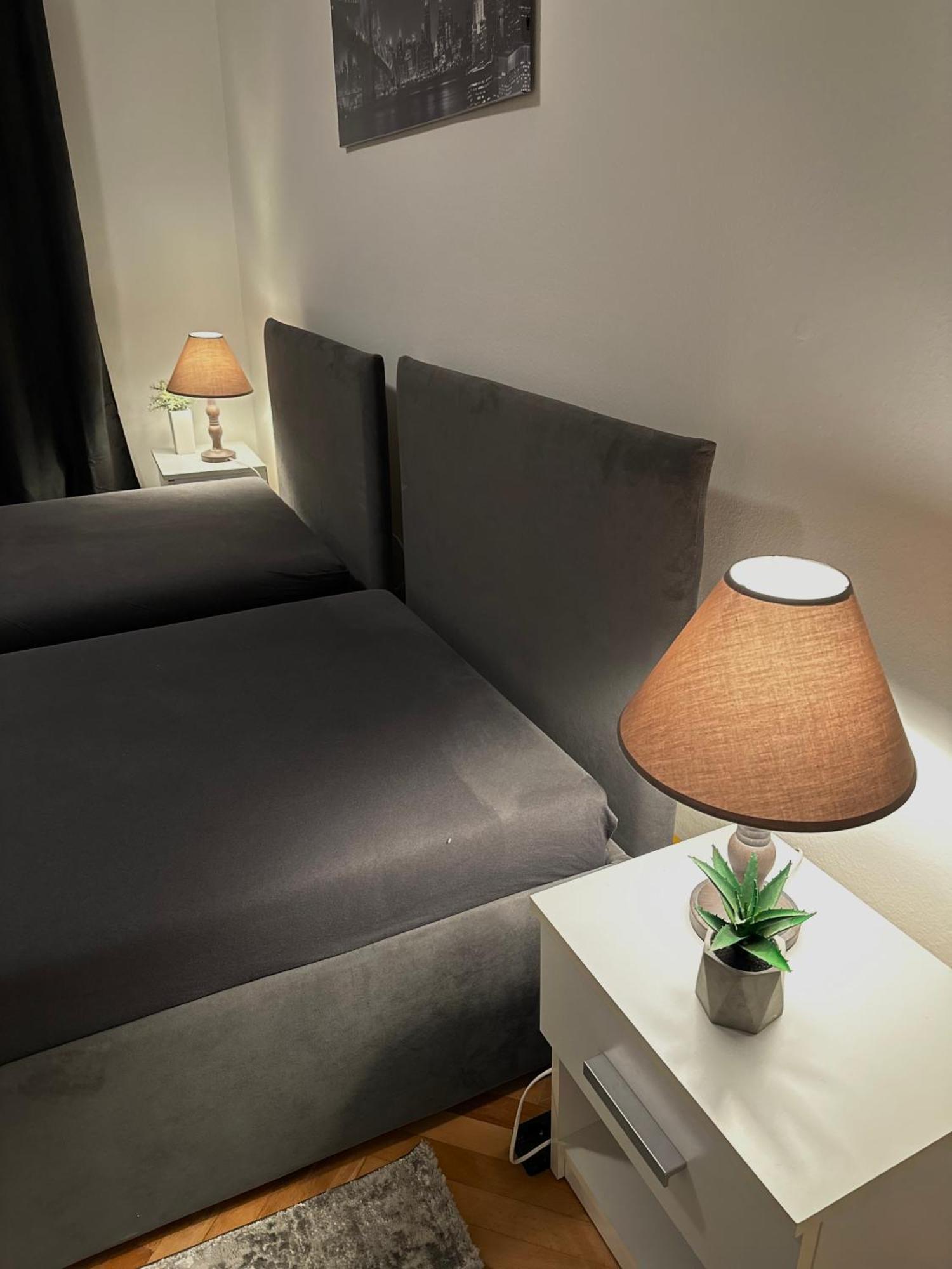 Layla's Free Parking Apartman *
